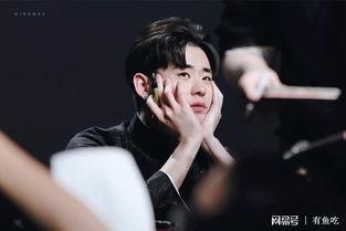 娱乐吃瓜君张云雷